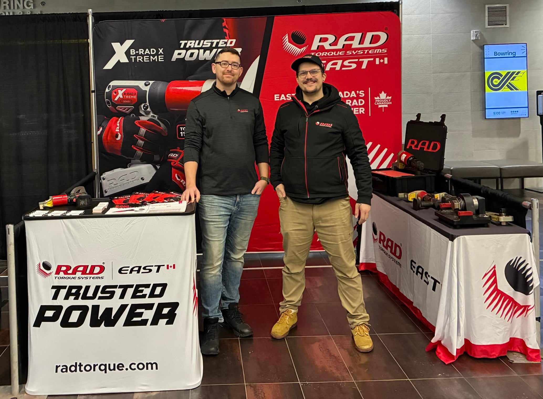 Entire RAD Torque team posing for Grand Opening Pic